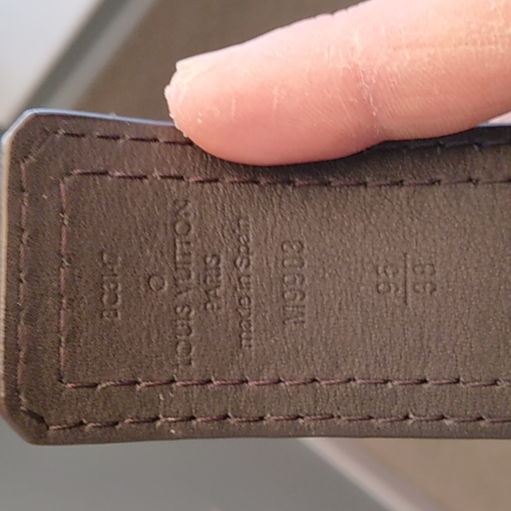 Louis Vuitton men's Utah leather belt  size 95/38 - Picture 8 of 8